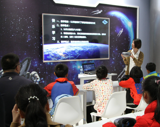 坚实的硬件基础学生的借阅行为实时成为后台详实的分析数据